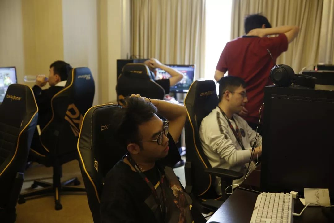 一马当先！BLG成为LPL1号种子 出征S14全球总决赛！