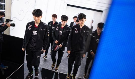 CSGO EPL S16：Spirit击败低迷NiP，Fnatic不敌小蜜蜂