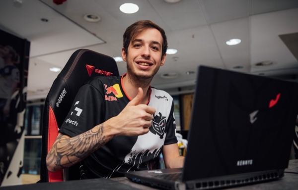 SkRossi , Lightningfast , 和 Russ 宣布了印度挑战者的新阵容